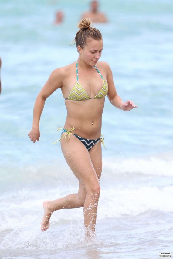 Hayden-Panettiere-Bikini-2013 -in-Miami-Beach